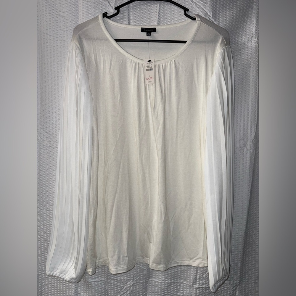 NWT TALBOTS PLEATED SLEEVE CREWNECK TOP SIZE L